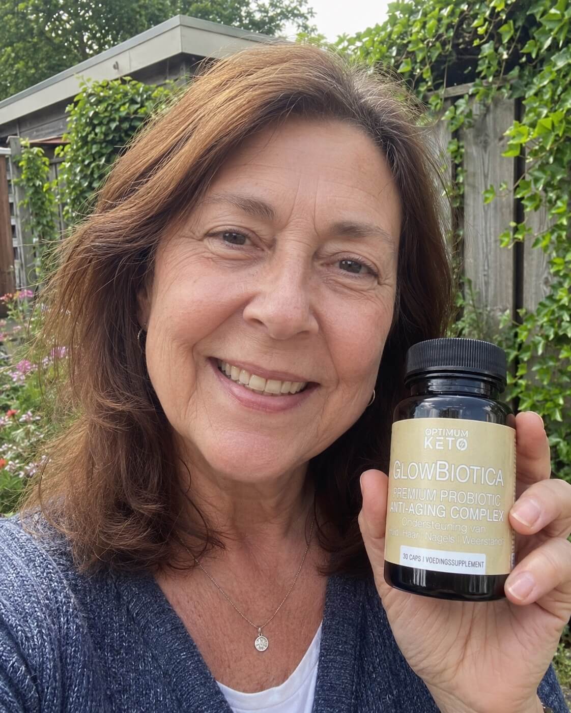 Vrouw met pot GlowBiotica
