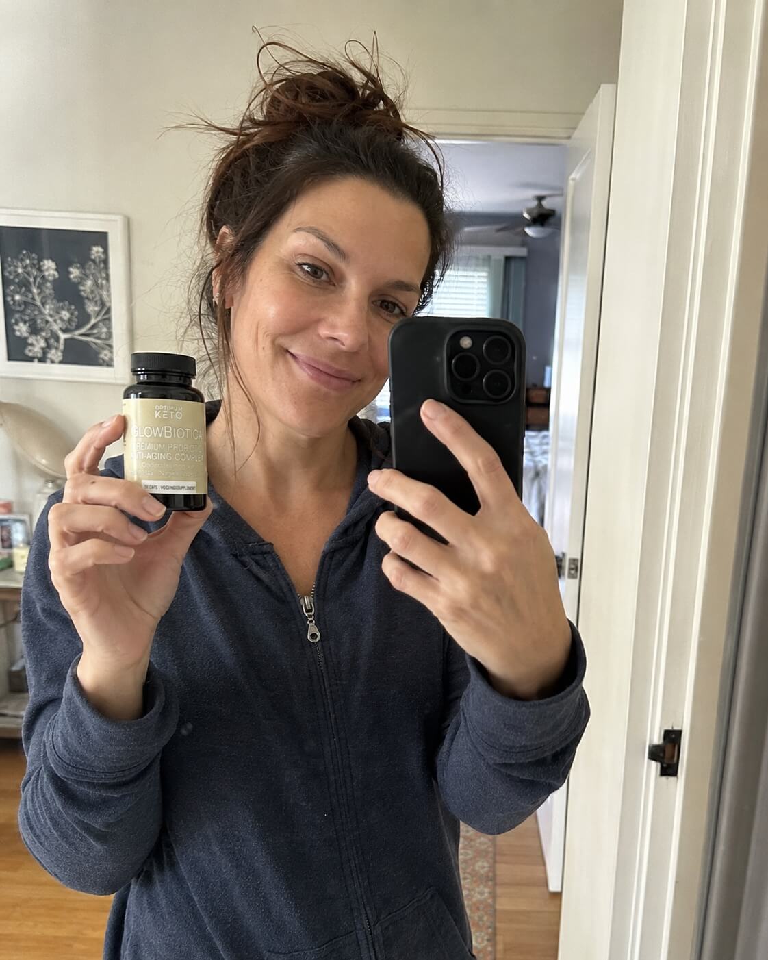 Vrouw met pot GlowBiotica